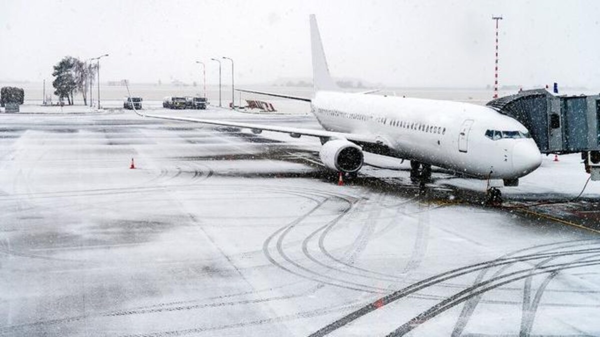 Munich Airport closes again due to snow and ice