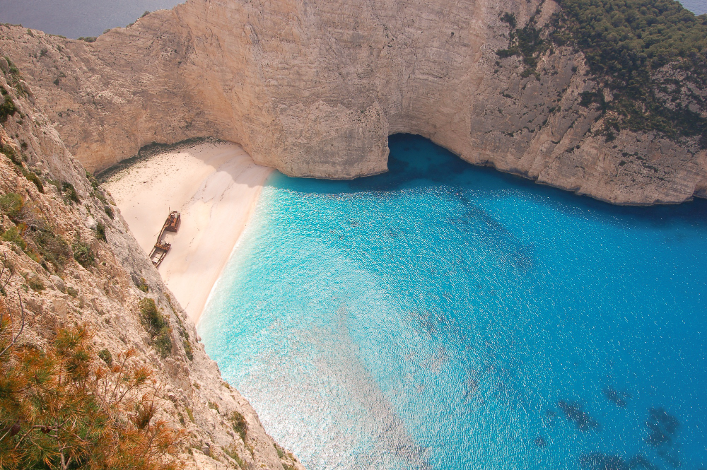 Greece Implements Fresh Regulations for Vacationers on Beaches in 2024